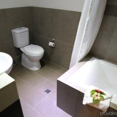 Отель Tokatoka Resort Hotel Фиджи, Вити-Леву - отзывы, цены и фото номеров - забронировать отель Tokatoka Resort Hotel онлайн ванная