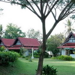 Отель Holiday Villa Ланта