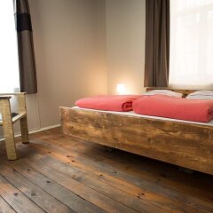 Отель Canape Connection Guest House Болгария, София - отзывы, цены и фото номеров - забронировать отель Canape Connection Guest House онлайн комната для гостей