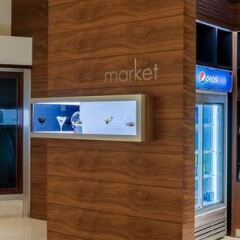Отель Courtyard by Marriott Madrid Princesa банкомат