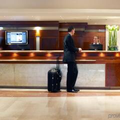 Отель InterContinental Prague Чехия, Прага - 12 отзывов об отеле, цены и фото номеров - забронировать отель InterContinental Prague онлайн интерьер отеля фото 2