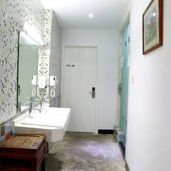 Отель Shanghai Old West Gate Hostel Китай, Шанхай - 1 отзыв об отеле, цены и фото номеров - забронировать отель Shanghai Old West Gate Hostel онлайн фото 21