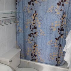 Отель Angel Fish Beach Suites - Turtle Tower ванная