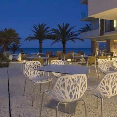 Melbeach Hotel & Spa - Adults Only гостиничный бар