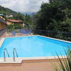 Отель Residenza Ai Ronchi Lago Maggiore Макканьо бассейн