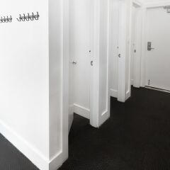 HighRoad Hostel DC бассейн