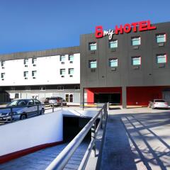 B My Hotel парковка