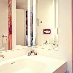 Отель Mercure Lyon Centre Plaza République Франция, Лион - отзывы, цены и фото номеров - забронировать отель Mercure Lyon Centre Plaza République онлайн ванная
