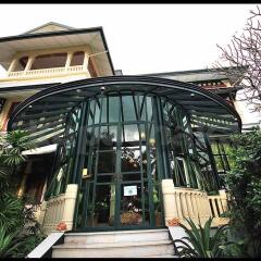 Отель Chakrabongse Villas Бангкок городской автобус