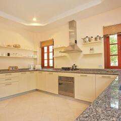 Отель Loch Palm Villa A в номере фото 2