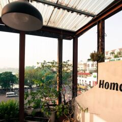 Отель Skylake Homestay Ханой фото 4
