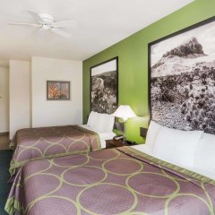 Super 8 by Wyndham Nacogdoches in Nacogdoches, United States of America from 88$, photos, reviews - zenhotels.com guestroom