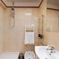 Отель Fashion District Apartment Италия, Милан - отзывы, цены и фото номеров - забронировать отель Fashion District Apartment онлайн ванная