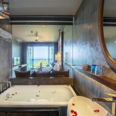 Отель Nook Dee Boutique Resort, Kata Beach by Andacura 5* Номер Делюкс с различными типами кроватей фото 6