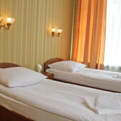 Гостиница Holiday Hotel в Калуге 1 отзыв об отеле, цены и фото номеров - забронировать гостиницу Holiday Hotel онлайн Калуга комната для гостей фото 2