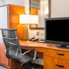 Отель Sleep Inn Midway Airport Bedford Park удобства в номере фото 2