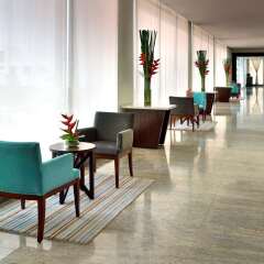 Отель Four Points by Sheraton New Delhi, Airport Highway интерьер отеля фото 3