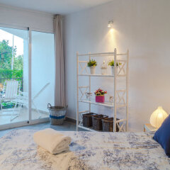Отель Cascada - Two Bedroom Испания, Торремолинос - отзывы, цены и фото номеров - забронировать отель Cascada - Two Bedroom онлайн комната для гостей фото 5