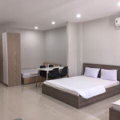 Апартаменты AirAnC 601 Airport Apartment and Cars комната для гостей фото 2
