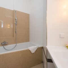 Отель Love to Live Apartments Чехия, Прага - отзывы, цены и фото номеров - забронировать отель Love to Live Apartments онлайн ванная фото 2