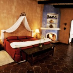 Casa Capuchinas in Antigua Guatemala, Guatemala from 84$, photos, reviews - zenhotels.com guestroom photo 5