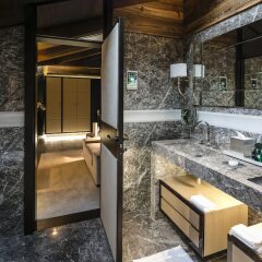 Отель Ultima Gstaad Швейцария, Гштад - отзывы, цены и фото номеров - забронировать отель Ultima Gstaad онлайн ванная