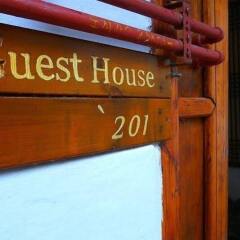 Отель HanOK Guest House 201 Южная Корея, Сеул - отзывы, цены и фото номеров - забронировать отель HanOK Guest House 201 онлайн городской автобус