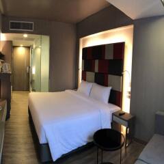 Marvel Hotel Bangkok (ex. Grand Mercure Park Avenue) Бангкок комната для гостей