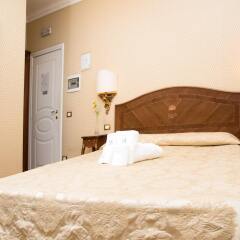 Отель Trevi Luxury Rooms комната для гостей фото 4