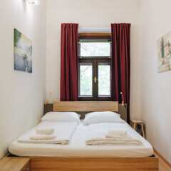 Отель Central Riverside Apartment 1 minute to Австрия, Вена - отзывы, цены и фото номеров - забронировать отель Central Riverside Apartment 1 minute to онлайн комната для гостей фото 2