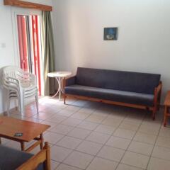 Отель Sea 'n Lake View Hotel Apartments Кипр, Ларнака - 1 отзыв об отеле, цены и фото номеров - забронировать отель Sea 'n Lake View Hotel Apartments онлайн комната для гостей фото 5