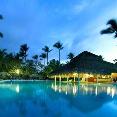 Отель Grand Palladium Bavaro Suites, Resort & Spa - Все включено Доминикана, Пунта Кана - отзывы, цены и фото номеров - забронировать отель Grand Palladium Bavaro Suites, Resort & Spa - Все включено онлайн бассейн фото 2