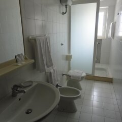 Hotel Riviera Бари ванная