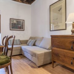 Отель Montecitorio & Pantheon Stylish Flat комната для гостей фото 4