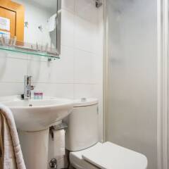 Отель Hostal Felipe V ванная