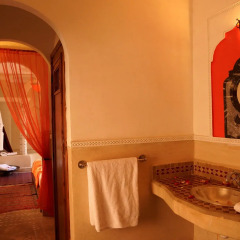 Отель Riad Zehar ванная фото 2
