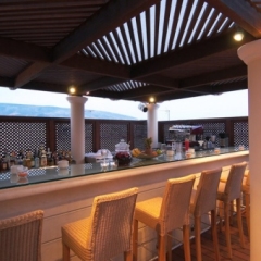 Hera Hotel бассейн