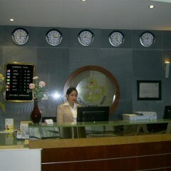Отель Golden Crown Hotel Apartments ОАЭ, Шарджа - отзывы, цены и фото номеров - забронировать отель Golden Crown Hotel Apartments онлайн интерьер отеля фото 3