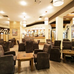 Отель Rogner Hotel Tirana Албания, Тирана - отзывы, цены и фото номеров - забронировать отель Rogner Hotel Tirana онлайн гостиничный бар