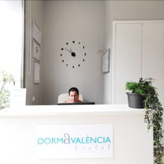 Отель Dormavalencia Hostel Испания, Валенсия - отзывы, цены и фото номеров - забронировать отель Dormavalencia Hostel онлайн интерьер отеля