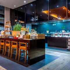 Radisson Blu Hotel Zurich Airport гостиничный бар