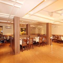 Отель Sandalwood Hotel & Retreat Индия, Гоа - отзывы, цены и фото номеров - забронировать отель Sandalwood Hotel & Retreat онлайн питание