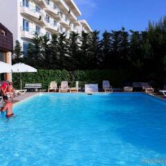 Hotel Oaz бассейн фото 3