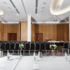 Гостиница DoubleTree by Hilton Novosibirsk в Новосибирске - забронировать гостиницу DoubleTree by Hilton Novosibirsk, цены и фото номеров Новосибирск помещение для мероприятий фото 2