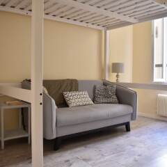 Апартаменты Renovated Studio in Paris комната для гостей фото 3