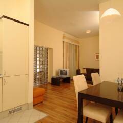 Отель Mamaison Residence Izabella Budapest в номере фото 2