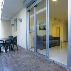 Sea Land Suites Израиль, Тель-Авив - 11 отзывов об отеле, цены и фото номеров - забронировать отель Sea Land Suites онлайн балкон