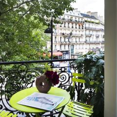 Hotel Plaza Elysées балкон