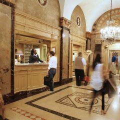 Отель The Sherry Netherland США, Нью-Йорк - отзывы, цены и фото номеров - забронировать отель The Sherry Netherland онлайн интерьер отеля фото 2