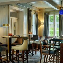 Louis C. Jacob Hotel гостиничный бар